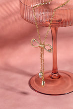 Load image into Gallery viewer, Coquette Bow Necklace