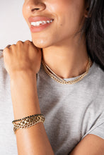 Load image into Gallery viewer, Crystal Pave Curb Chain Necklace