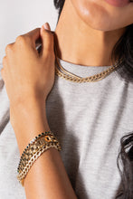 Load image into Gallery viewer, Crystal Pave Curb Chain Bracelet
