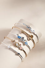 Load image into Gallery viewer, Arrow Inline Bangle