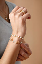 Load image into Gallery viewer, Pearl Bolo Beaded Bracelet