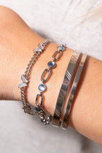 Load image into Gallery viewer, Butterfly Curb Chain Bracelet