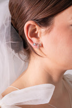 Load image into Gallery viewer, Bow &amp; Teardrop Stud Earring Set