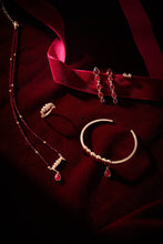 Load image into Gallery viewer, Vampire Teeth Fangs Cuff
