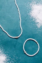 Load image into Gallery viewer, Crystal and Pearl Beaded Necklace