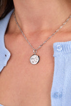 Load image into Gallery viewer, Mom Butterfly Disc Charm