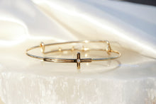 Load image into Gallery viewer, Cross Inline Bangle