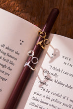 Load image into Gallery viewer, Harry Potter™ Glasses + Scar Ring Wrap