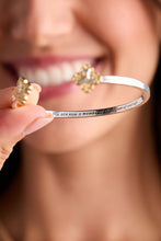 Load image into Gallery viewer, The Wizard of Oz™ Cowardly Lion Cuff