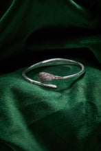 Load image into Gallery viewer, The Wizard of Oz™ Wicked Witch Broom Bypass Cuff