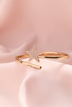 Load image into Gallery viewer, The Wizard of Oz™ Glinda Wand Bypass Cuff