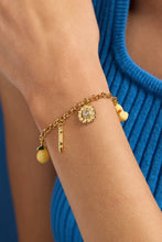Load image into Gallery viewer, Crayola Fan Favorites Sunglow Charm Bracelet