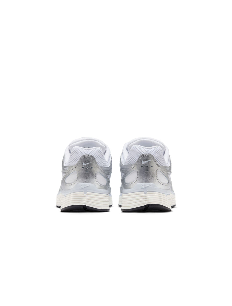 Nike Womens P-6000 - White/Metallic Silver