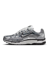 Load image into Gallery viewer, Nike Mens P-6000 - Metallic Silver