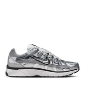 Load image into Gallery viewer, Nike Mens P-6000 - Metallic Silver