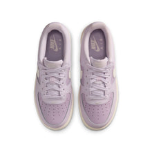 Load image into Gallery viewer, Nike Big Kids Air Force 1 - Light Violet