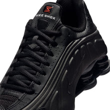 Load image into Gallery viewer, Nike Big Kids Shox R4 - Black