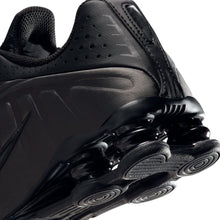 Load image into Gallery viewer, Nike Big Kids Shox R4 - Black