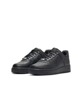 Load image into Gallery viewer, Nike Womens Air Force 1 '07 - Black/Black