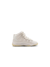 Load image into Gallery viewer, Air Jordan (PS) 11 Retro - Pearl