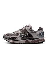Load image into Gallery viewer, Nike Mens Zoom Vomero 5 - College Grey