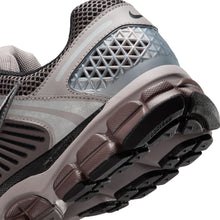 Load image into Gallery viewer, Nike Mens Zoom Vomero 5 - College Grey