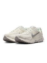 Load image into Gallery viewer, Nike Mens Zoom Vomero 5 - Sail