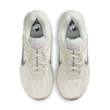 Load image into Gallery viewer, Nike Mens Zoom Vomero 5 - Sail