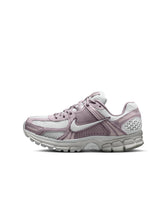 Load image into Gallery viewer, Nike Womens Zoom Vomero 5 - Off White