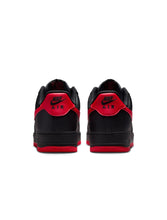 Load image into Gallery viewer, Nike Mens Air Force 1 '07 - Black/University Red