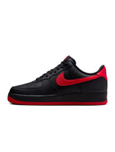 Load image into Gallery viewer, Nike Mens Air Force 1 '07 - Black/University Red