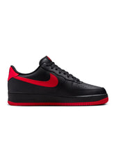 Load image into Gallery viewer, Nike Mens Air Force 1 '07 - Black/University Red