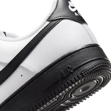 Load image into Gallery viewer, Nike Mens Air Force 1 '07 - White/Black