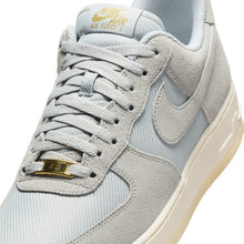 Load image into Gallery viewer, Nike Men's Air Force 1 '07 LV8 - Light Smoke Grey