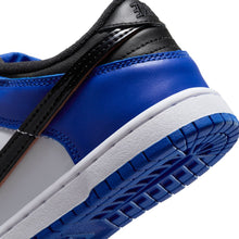 Load image into Gallery viewer, Nike (PS) Dunk Low SE - Upside Down Swoosh Knicks