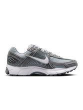 Load image into Gallery viewer, Nike Mens Zoom Vomero 5 - Cool Grey