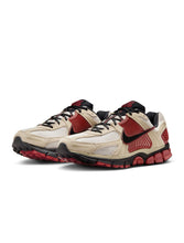 Load image into Gallery viewer, Nike Mens Zoom Vomero 5 - Desert Khaki/Black