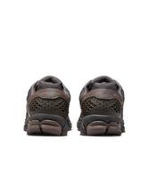 Load image into Gallery viewer, Nike Mens Zoom Vomero 5 - Cave Stone