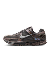 Load image into Gallery viewer, Nike Mens Zoom Vomero 5 - Cave Stone