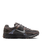 Load image into Gallery viewer, Nike Mens Zoom Vomero 5 - Cave Stone