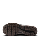 Load image into Gallery viewer, Nike Mens Zoom Vomero 5 - Cave Stone