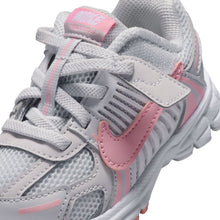 Load image into Gallery viewer, Nike (TD) Vomero 5 - Vast Grey/Soft Pink