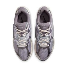 Load image into Gallery viewer, Nike Mens V5 RNR - Cement Grey