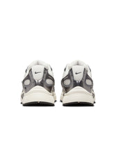 Load image into Gallery viewer, Nike Mens V5 Rnr - Phantom/Black