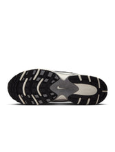 Load image into Gallery viewer, Nike Mens V5 Rnr - Phantom/Black