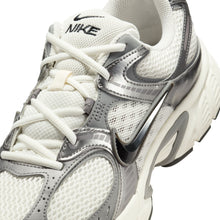Load image into Gallery viewer, Nike Mens V5 Rnr - Phantom/Black