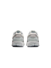 Load image into Gallery viewer, Nike Women's Zoom Vomero 5 - Pure Platinum
