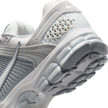 Load image into Gallery viewer, Nike Women's Zoom Vomero 5 - Pure Platinum