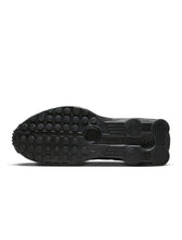 Load image into Gallery viewer, Nike Mens Shox R4 - Black