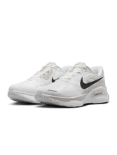 Load image into Gallery viewer, Nike Mens Structure Plus - White